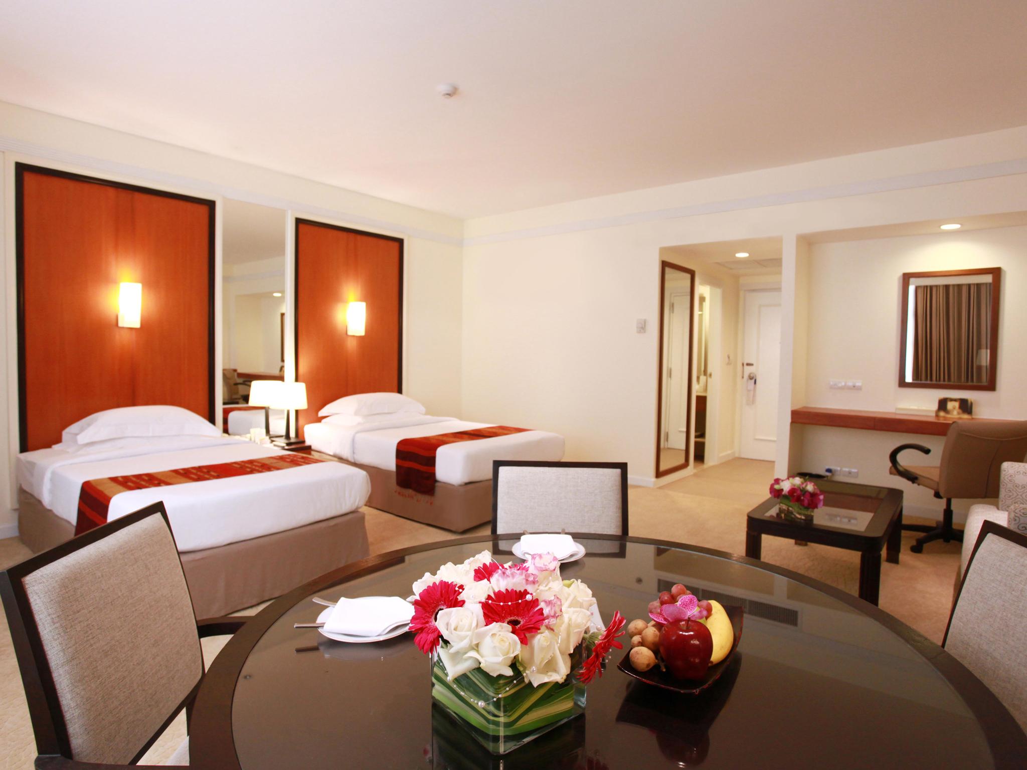 Dusit Princess 4*